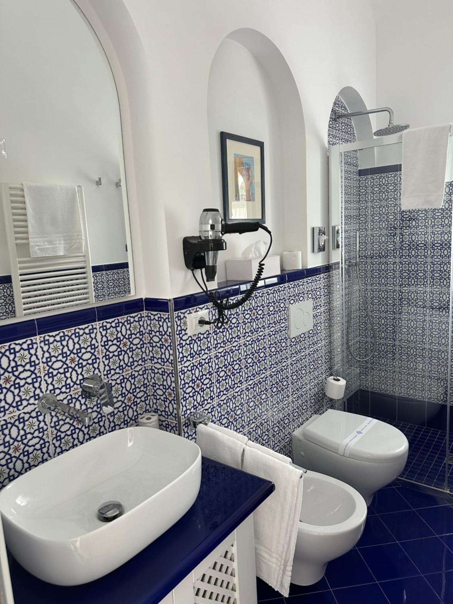 Queen Suite - Luxury Rooms (Adults Only) Forio di Ischia Eksteriør billede
